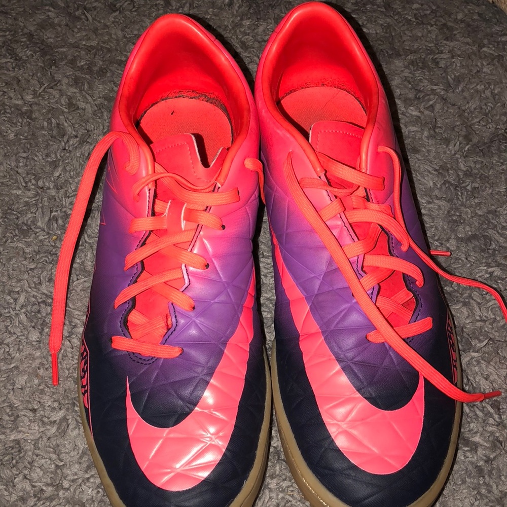 Women’s Indoor soccer shoes